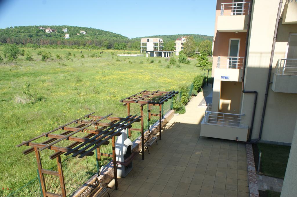 Pearl Sunshine Appartments Приморсько Екстер'єр фото